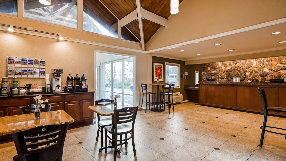 Best Western Gold Country Inn 35/42