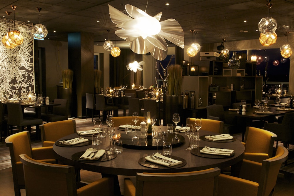 Clarion Hotel Sense 37/48