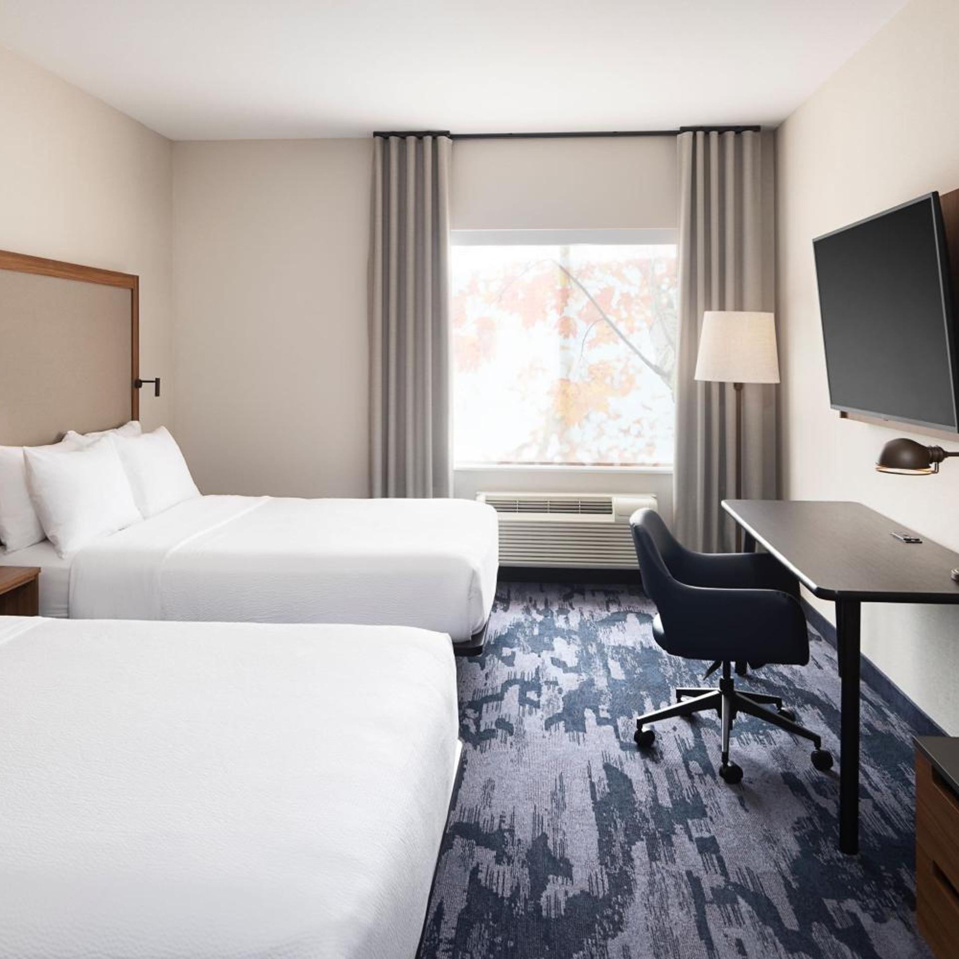 Room, King Bed, 2 Queen Beds