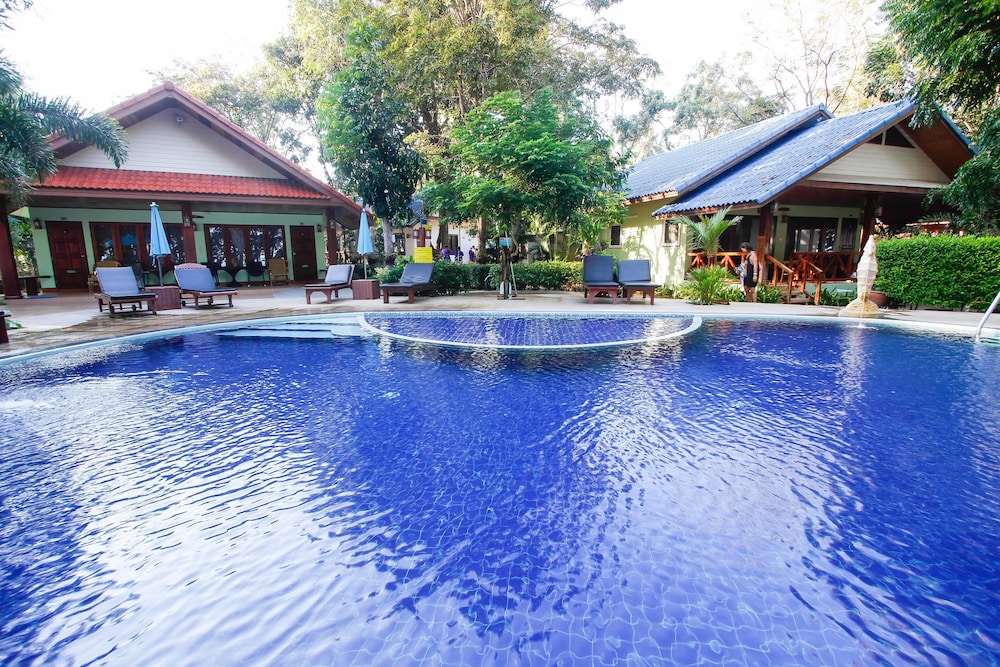 ROCKY POINT RESORT 60/62