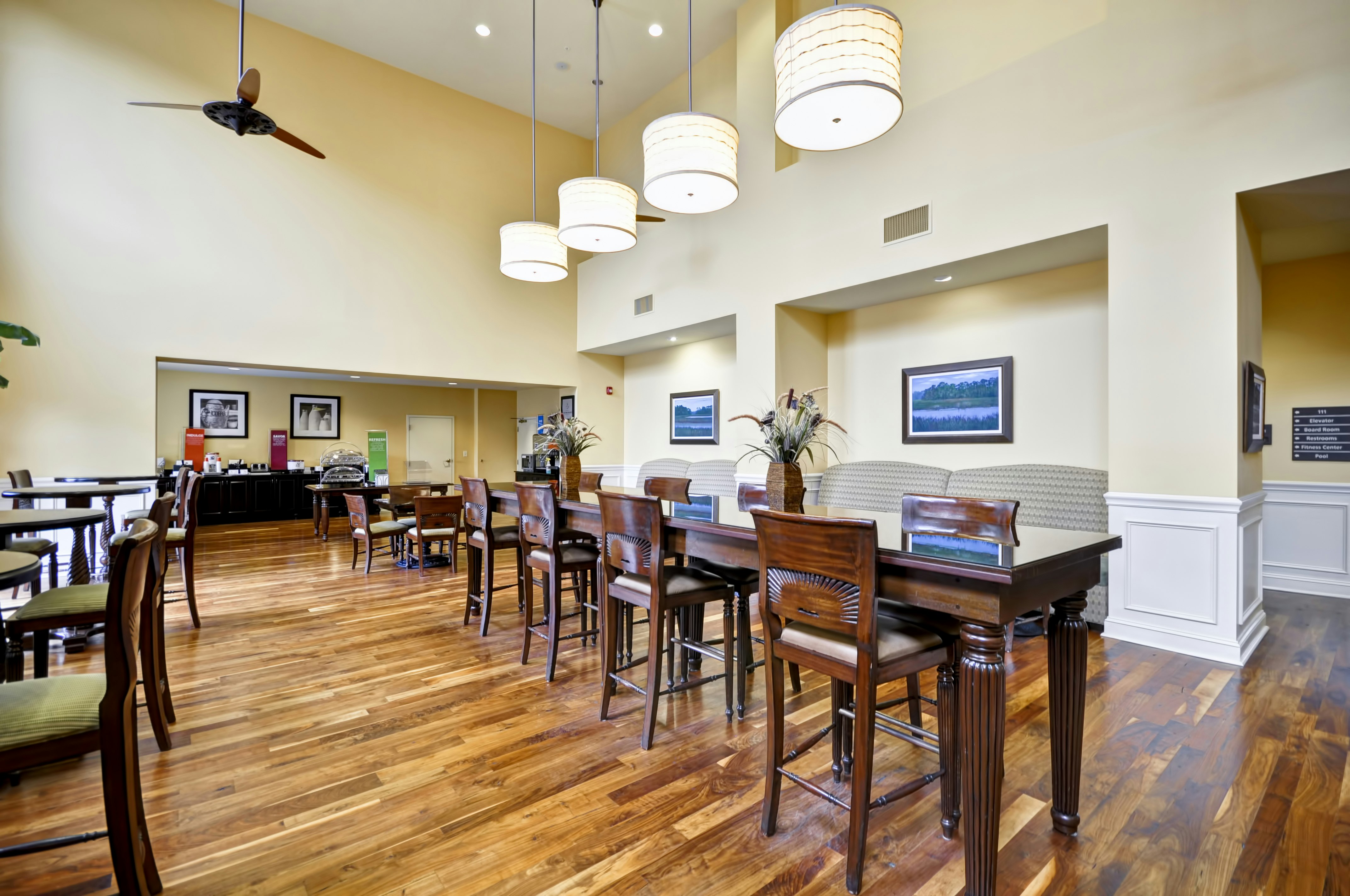 Hampton Inn & Suites North Charleston-University Blvd 39/55
