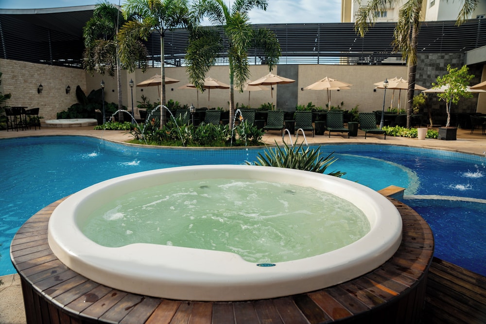 Nadai Confort Hotel and Spa 33/67