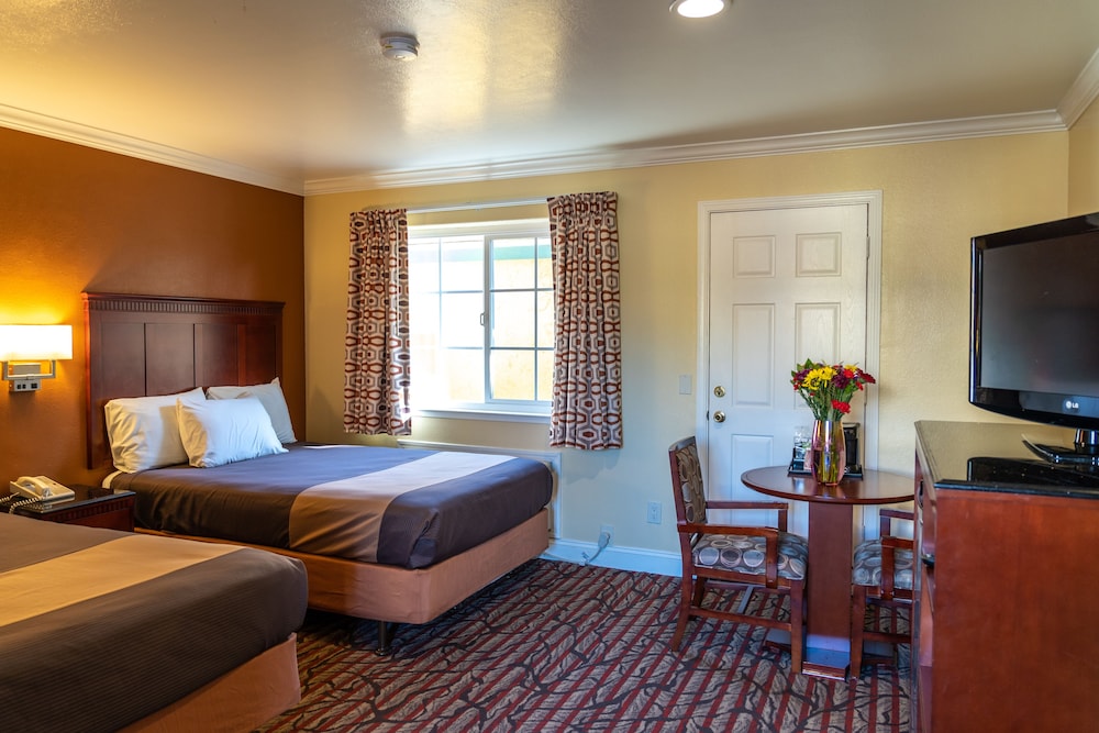 Seaside Inn 17/50