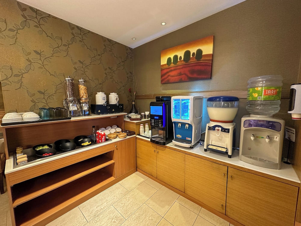 Norway Forest Tamsui Motel 4/50