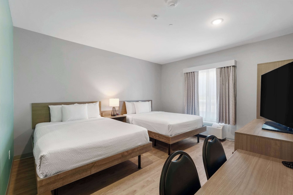 ECHO Suites Extended Stay by Wyndham Houston Katy West 17/31