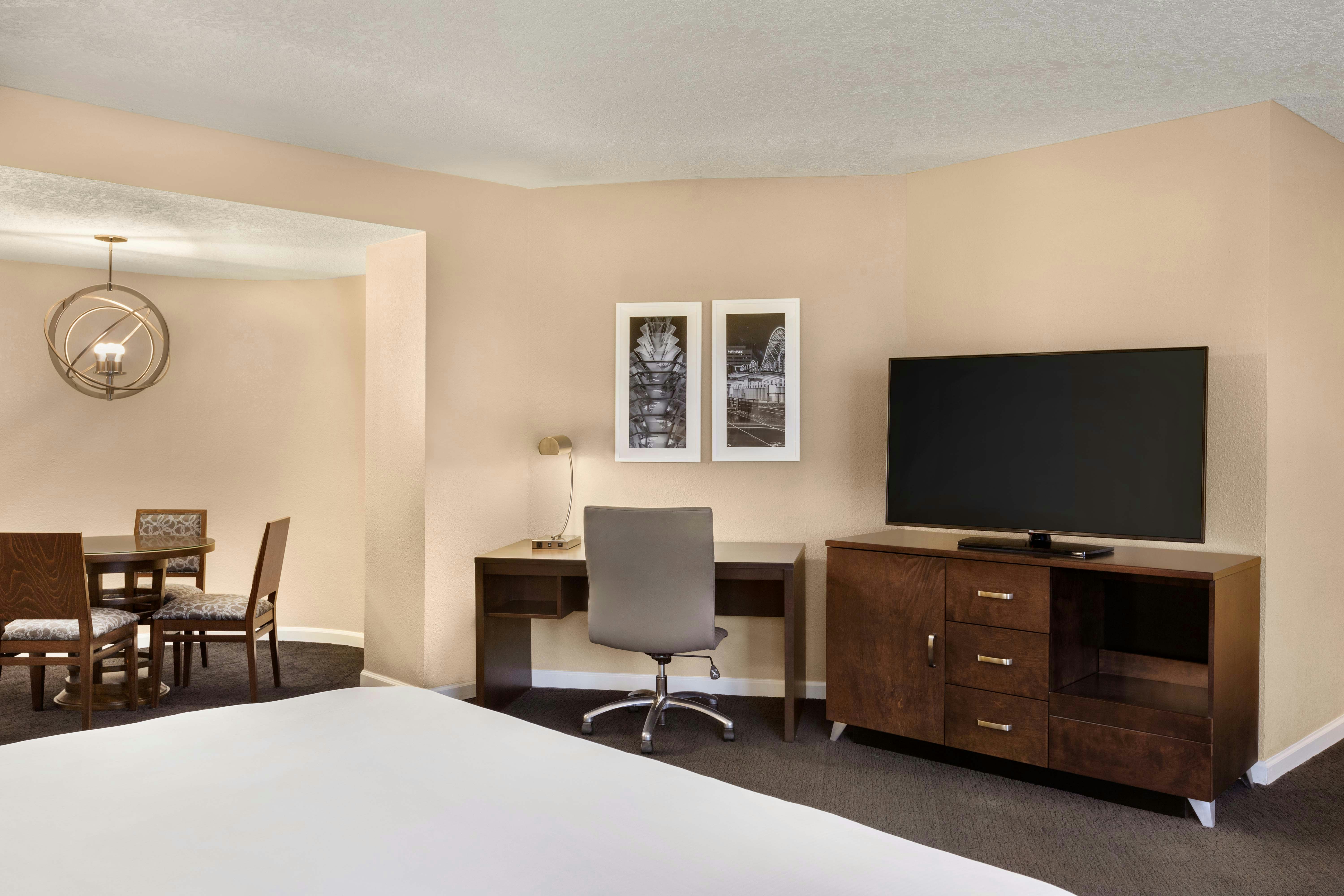 Doubletree By Hilton Orlando Downtown 48/50