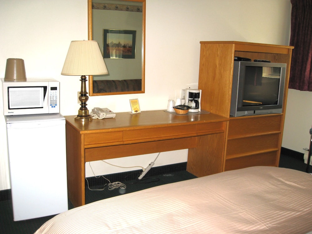 Colonial Inn 40/62