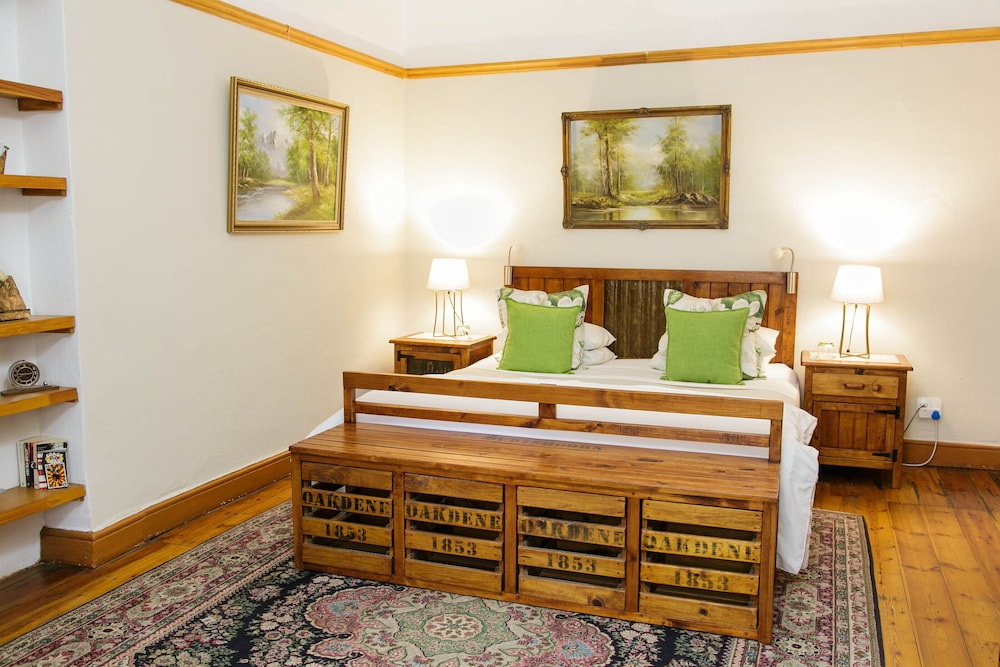 Oakdene Guest House 23/42