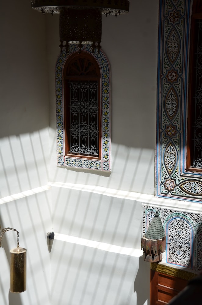 Riad Dezayn 5/29