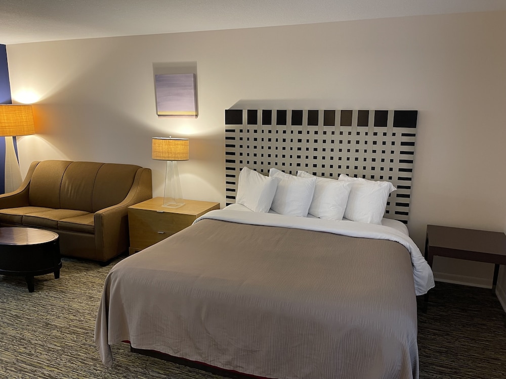 Rodeway Inn Oscoda, MI 10/32