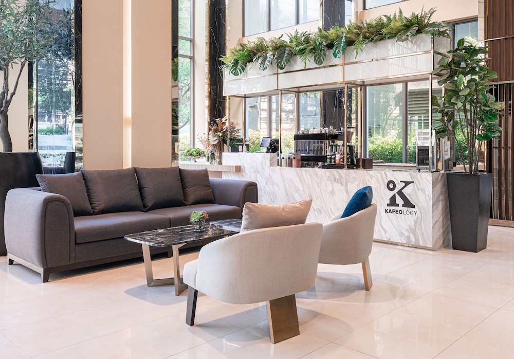 Ramada Plaza by Wyndham Bangkok Sukhumvit 48 26/50