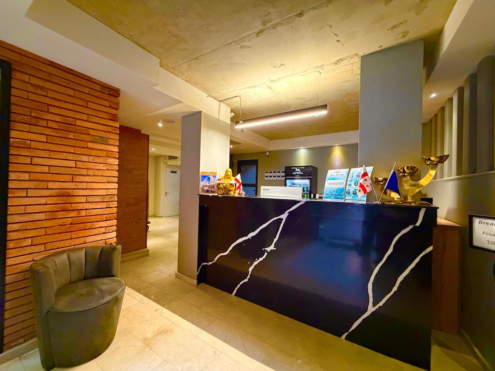 Mit Hotel Tbilisi 10/59