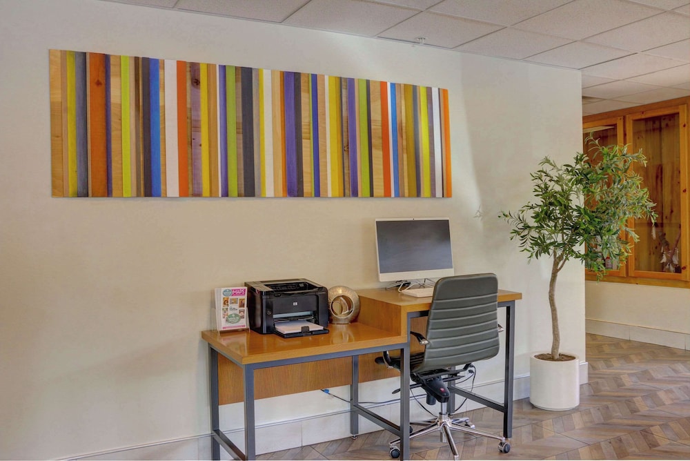 El Sendero Inn, Ascend Hotel Collection 44/65