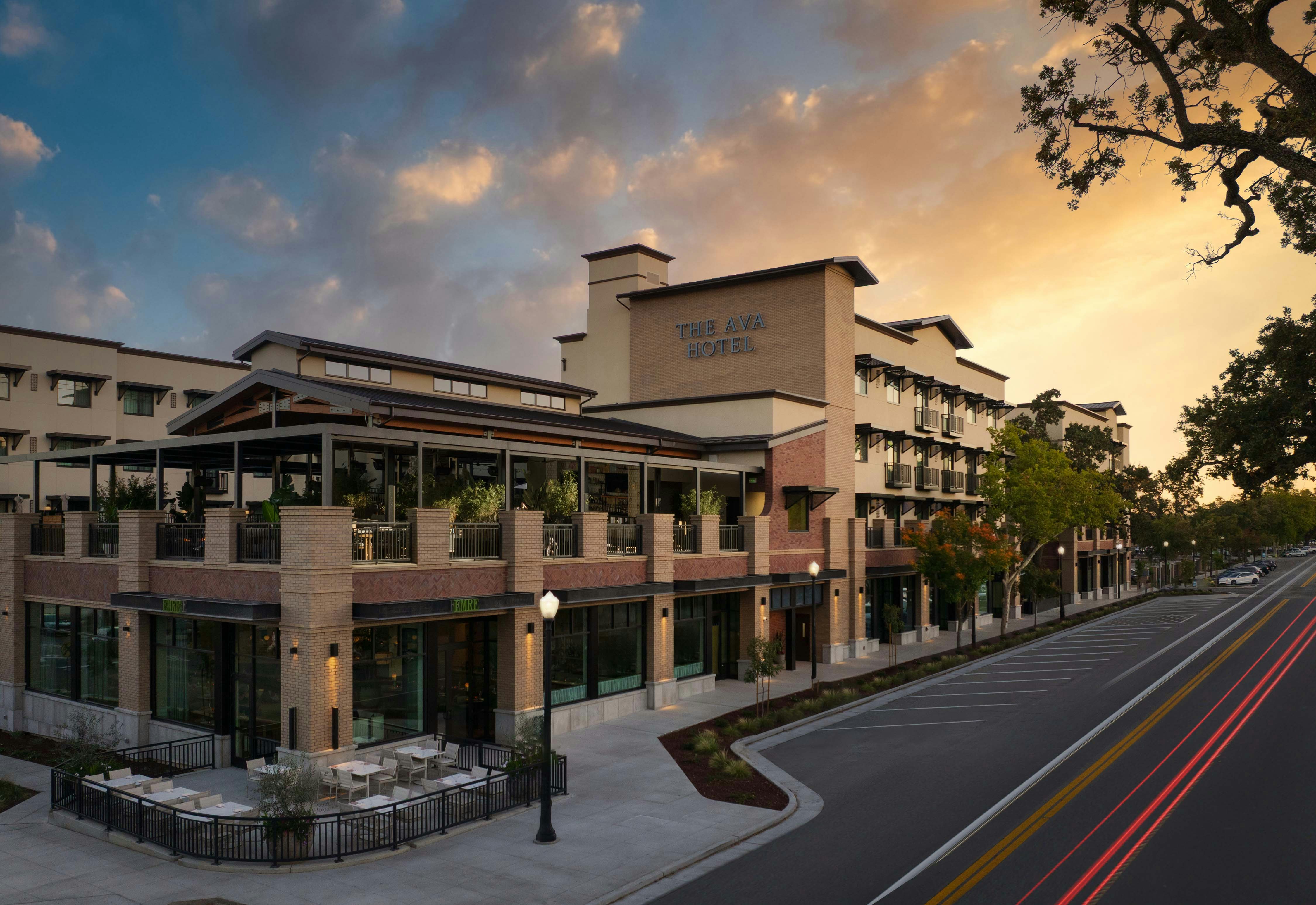 The Ava Hotel Paso Robles, Curio Collection by Hilton 6/45