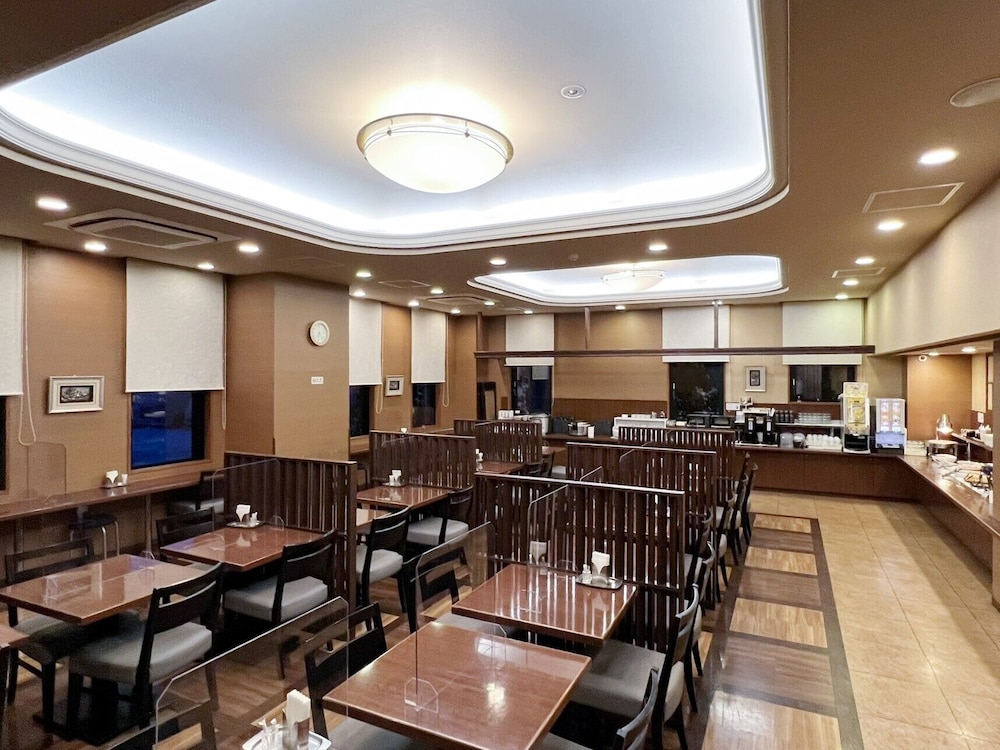 Hotel Route-Inn Ichinoseki Inter 47/53
