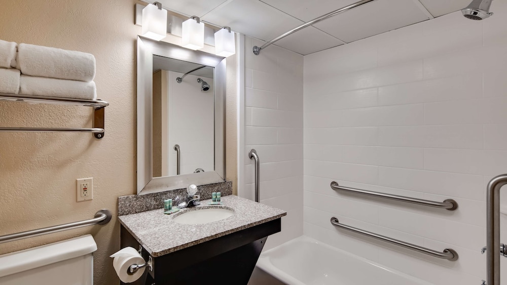 Best Western Plaza Inn 24/78