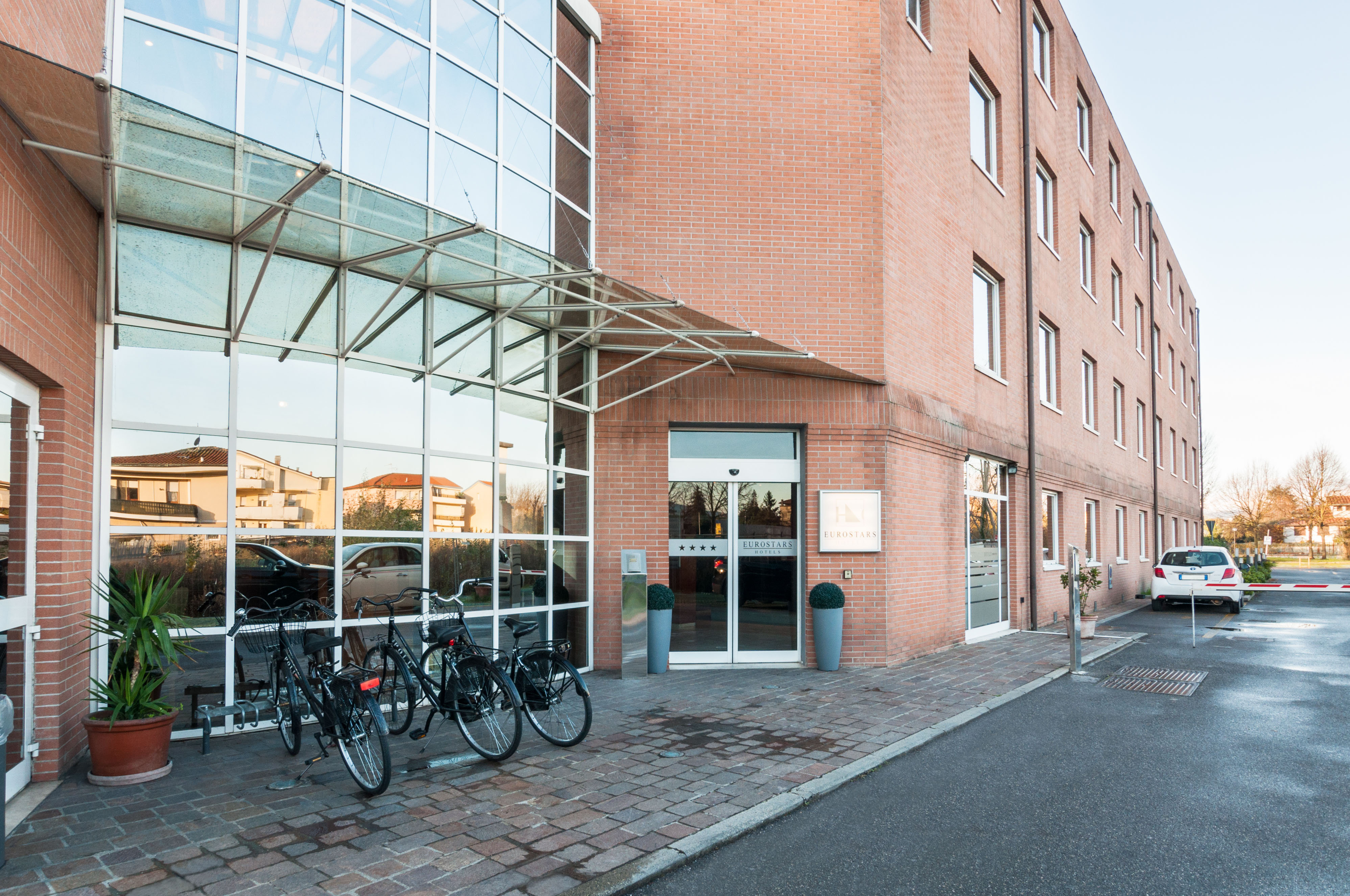 Exe Toscana Hotel 63/69