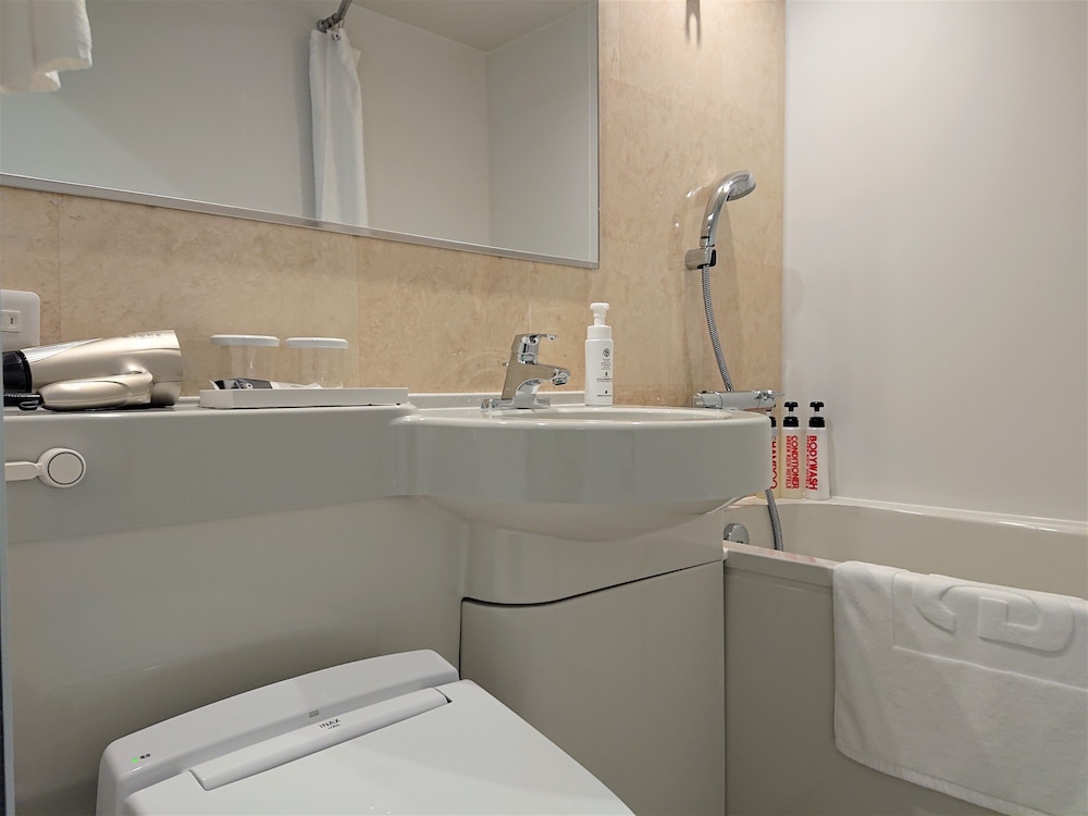 Green Rich Hotel Okinawa Nago 46/47