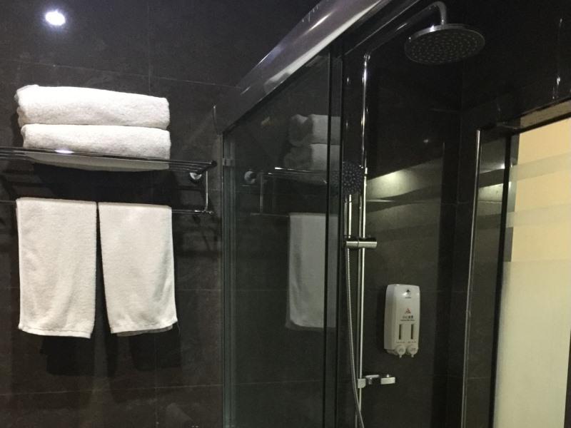 GreenTree Alliance Bengbu Railway Station Hotel 23/34