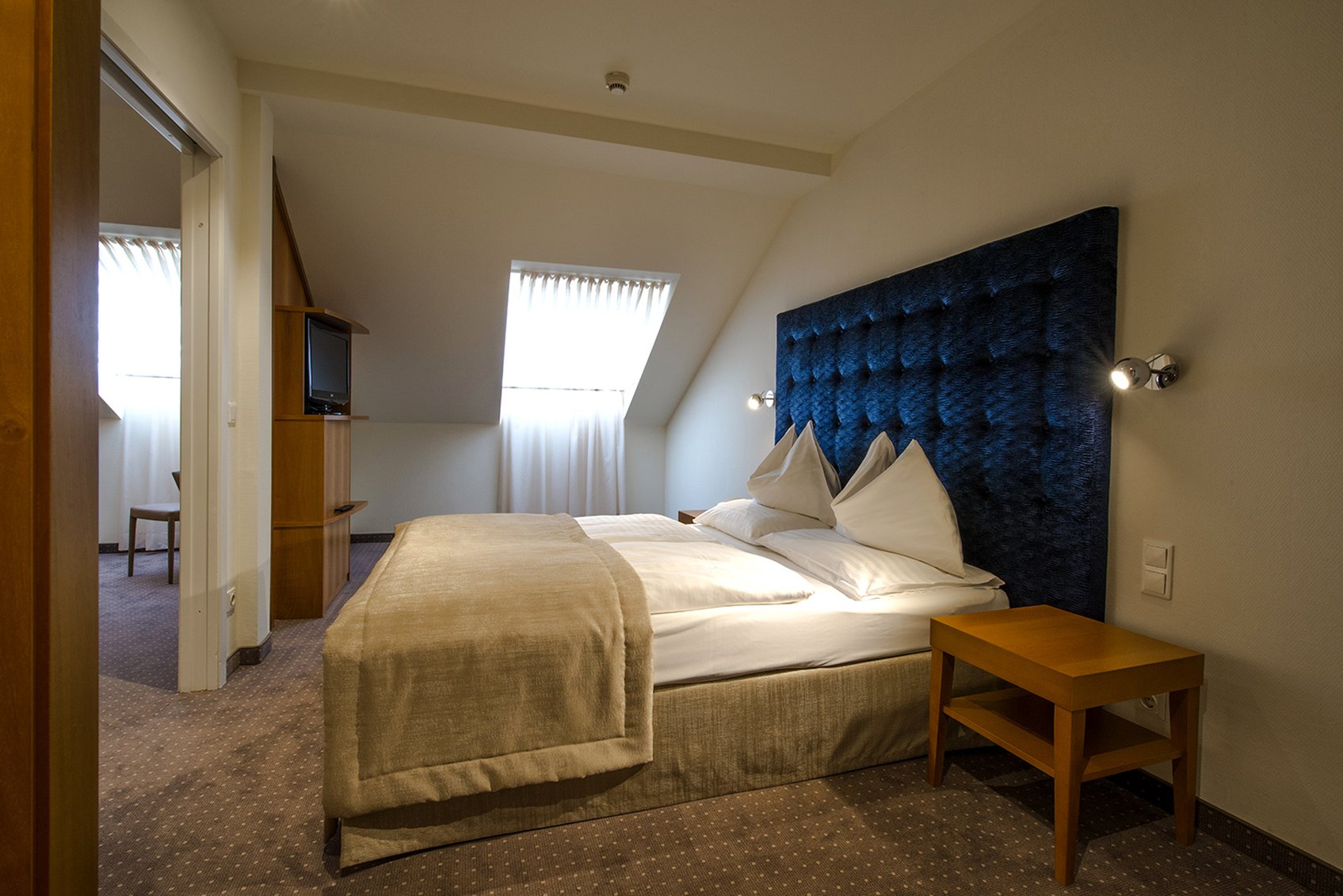 Hilight Suites Hotel 13/49