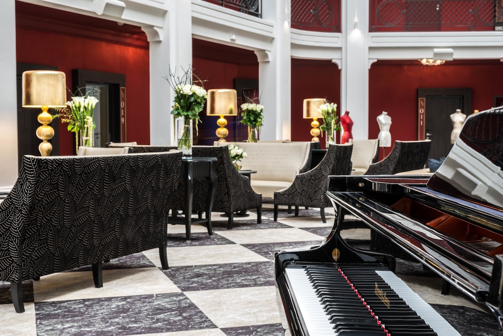 lobby