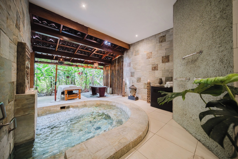 Royal Corin Thermal Water Spa and Resort 46/68