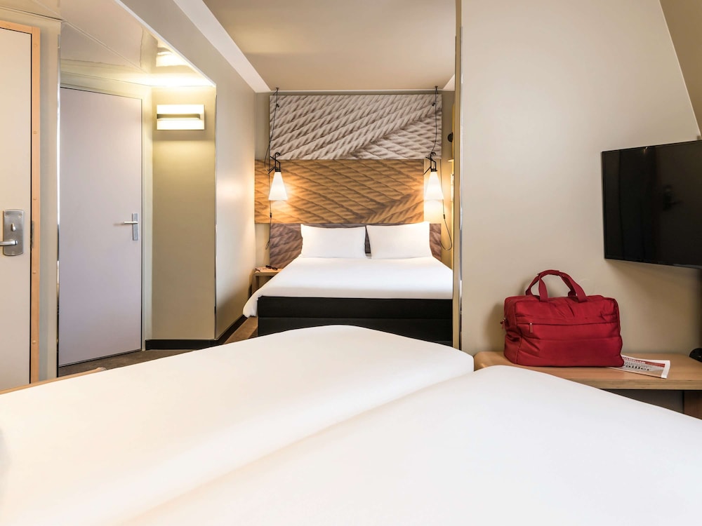 Room at Ibis Gare Du Nord Chateau Landon, PARIS