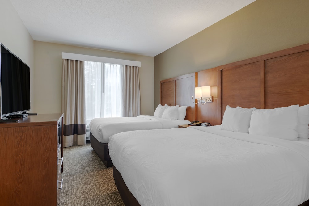 Comfort Suites Columbus State University Area 10/28