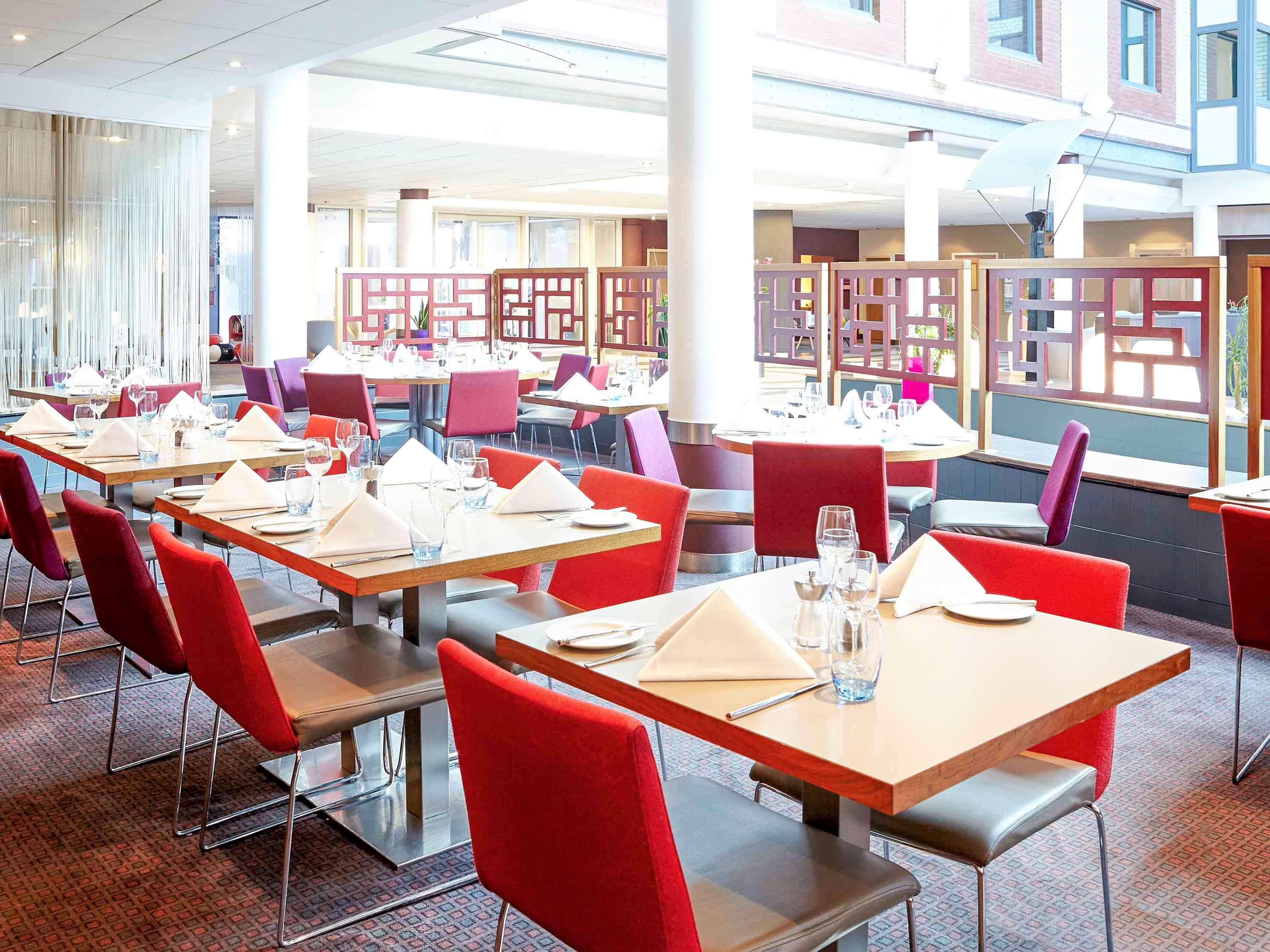 Novotel London Heathrow Airport - M4 Jct 4 Hotel 34/50