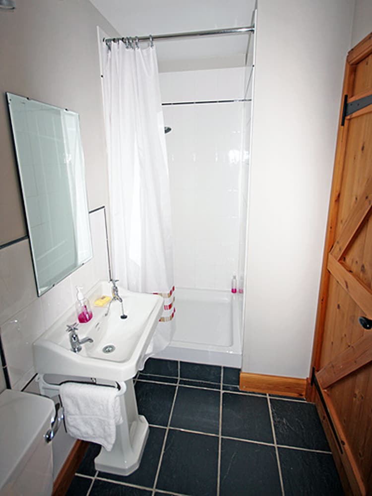 Netherton Farm B&B 26/27
