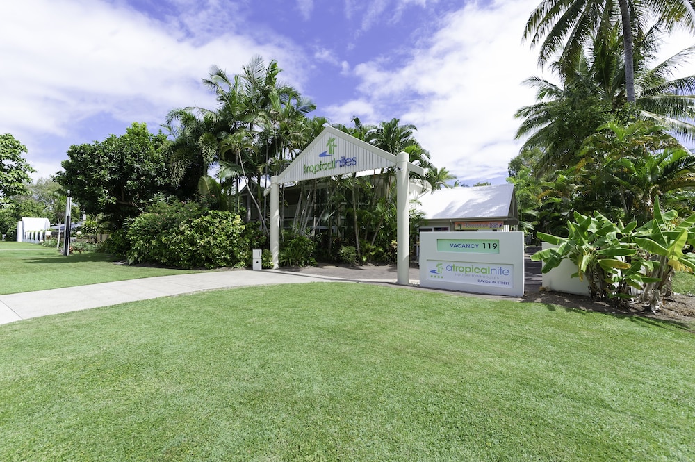 A Tropical Nite Holiday Townhouses 57/67