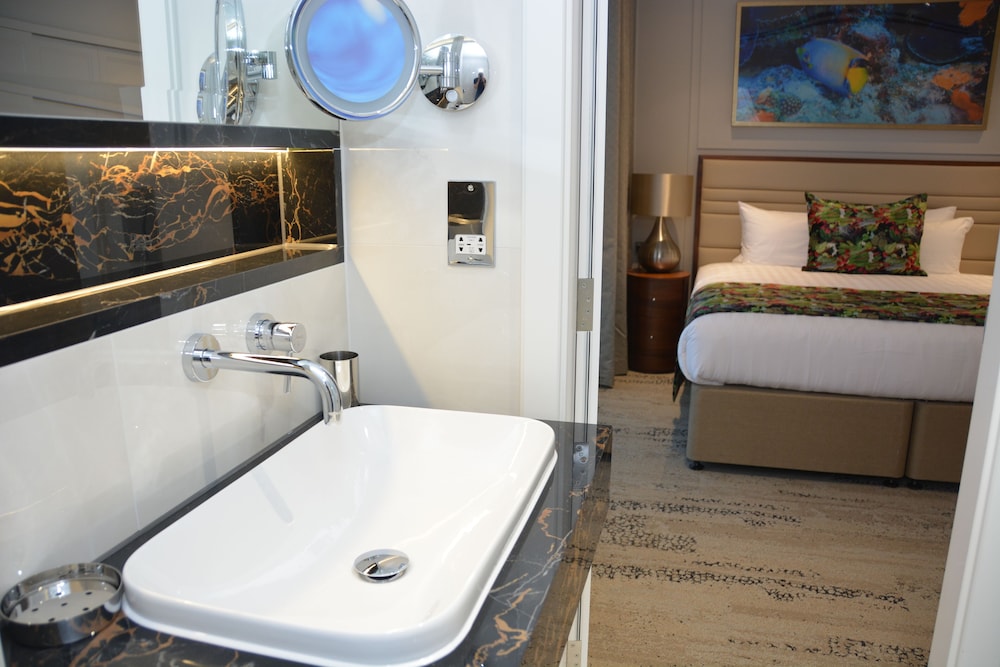 3 Bedrooms, Luxury, Apartment, 3 King Beds, Sofa, Sanctum London Regents Park 8/8