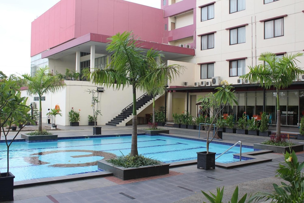Asialink Premier Karawang 50/50