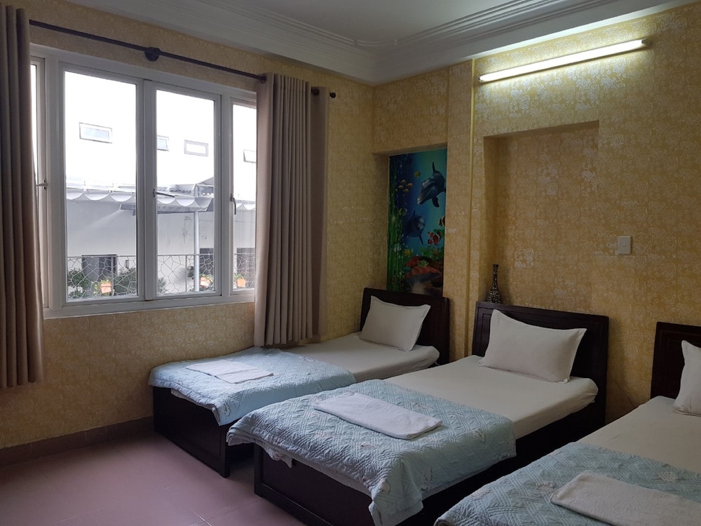 Hong Vinh Hotel 38/54