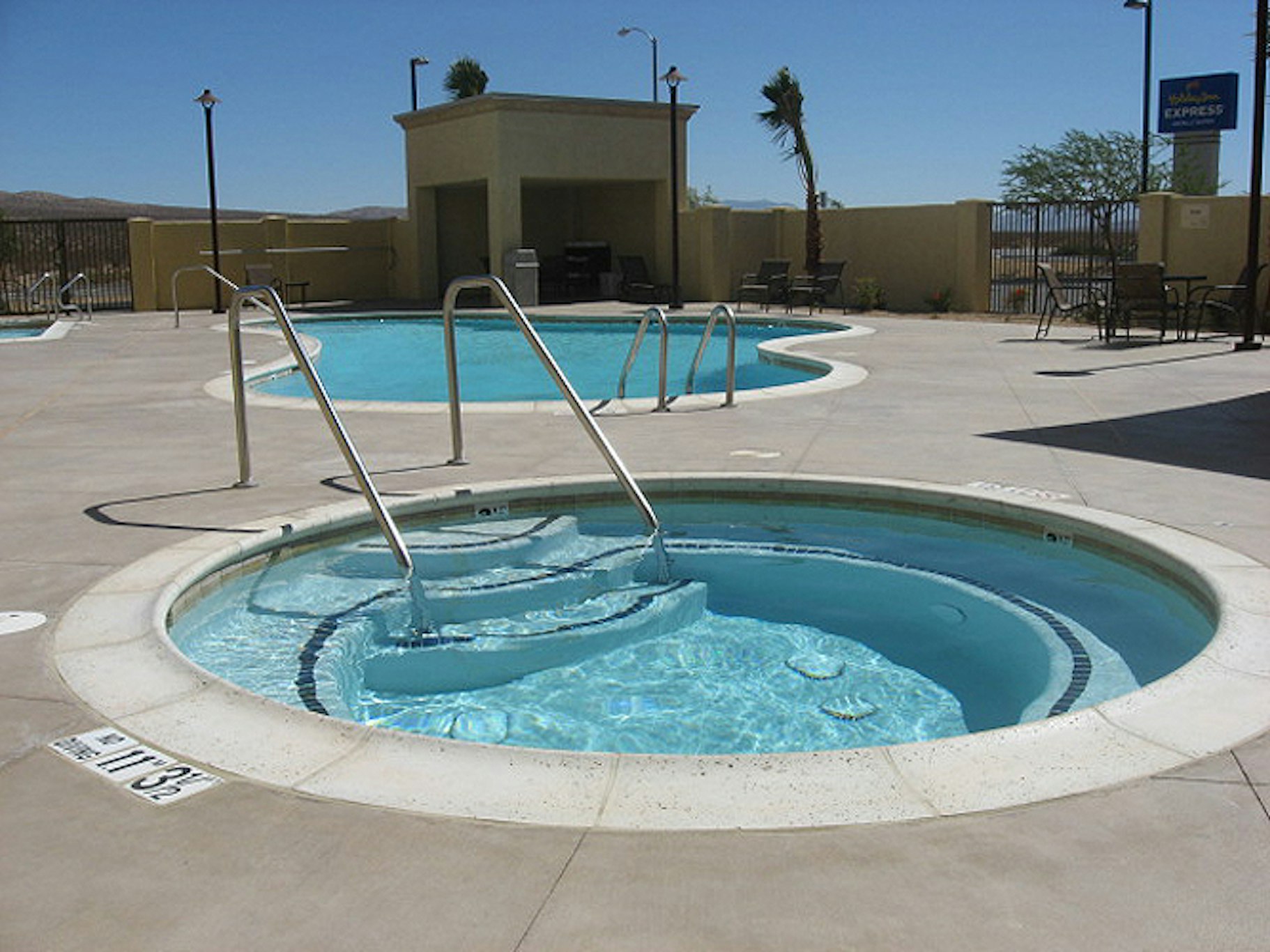 Hampton Inn And Suites Barstow 24/43