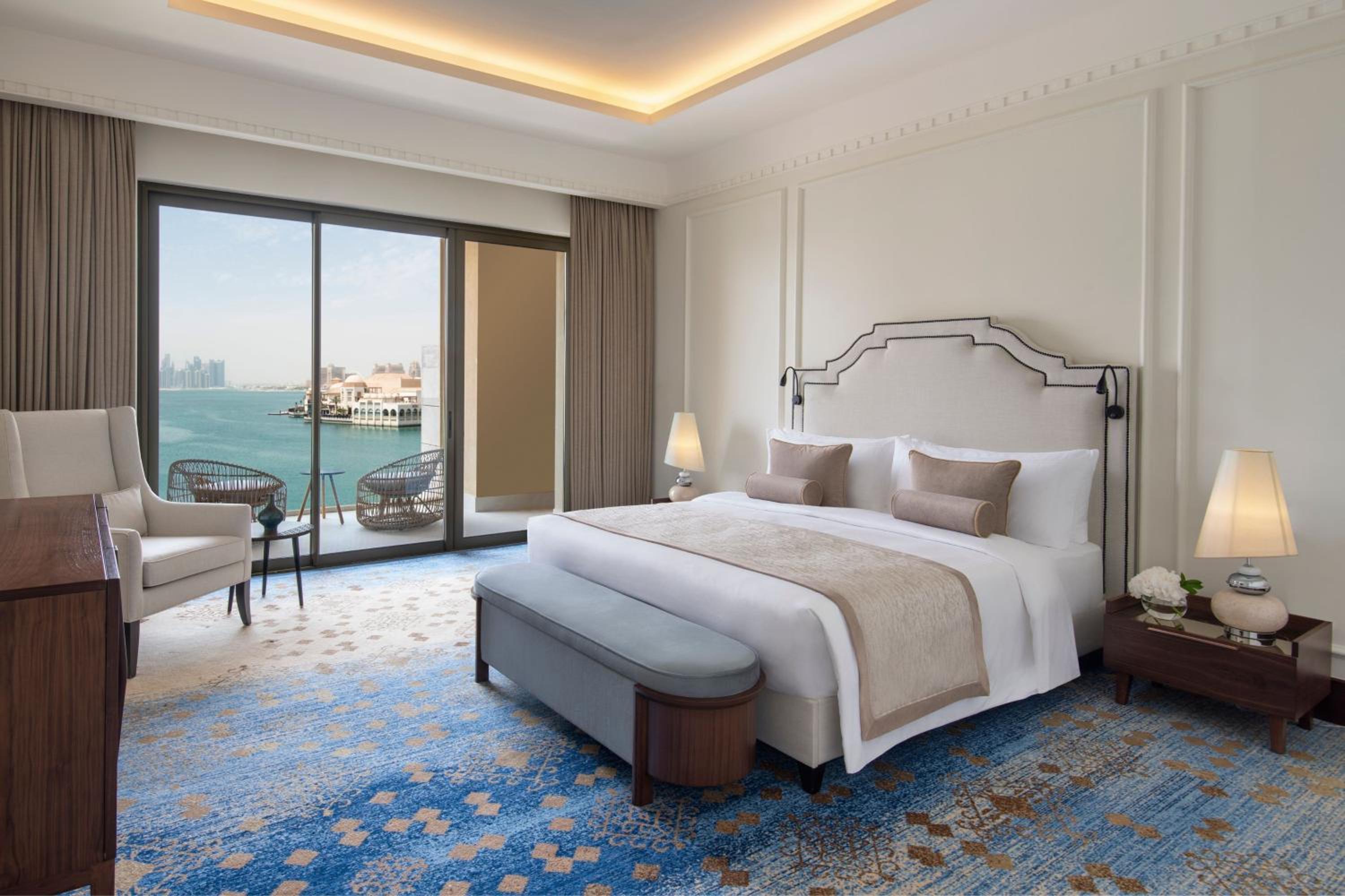 3 Bedrooms, Island, Royal, Suite, Sea View, Balcony، The St. Regis Marsa Arabia Island, The Pearl Qatar 4/10
