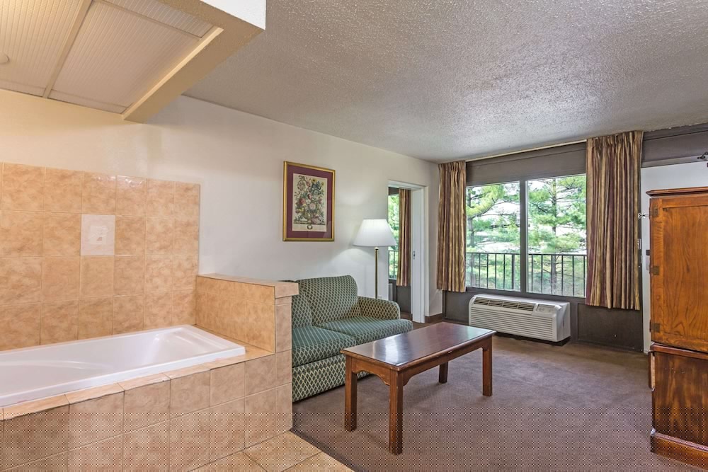 Days Inn by Wyndham Baltimore Northwest 30/51