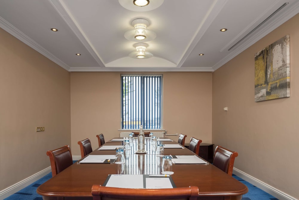 Park Inn by Radisson Shannon Airport 45/59