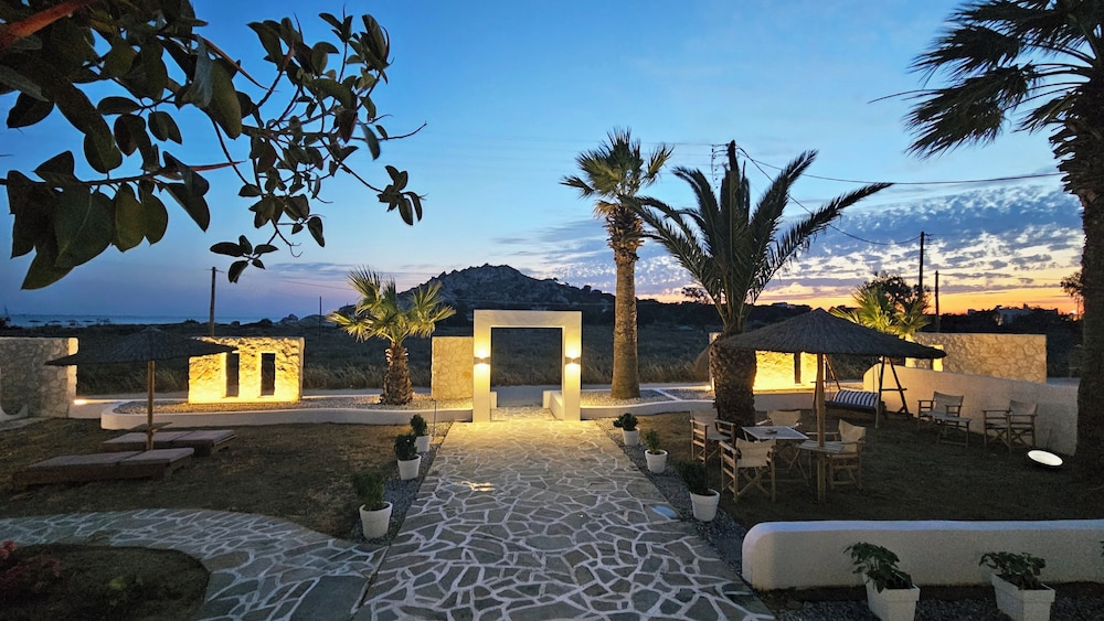 Coralli Beach Apartments 44/50