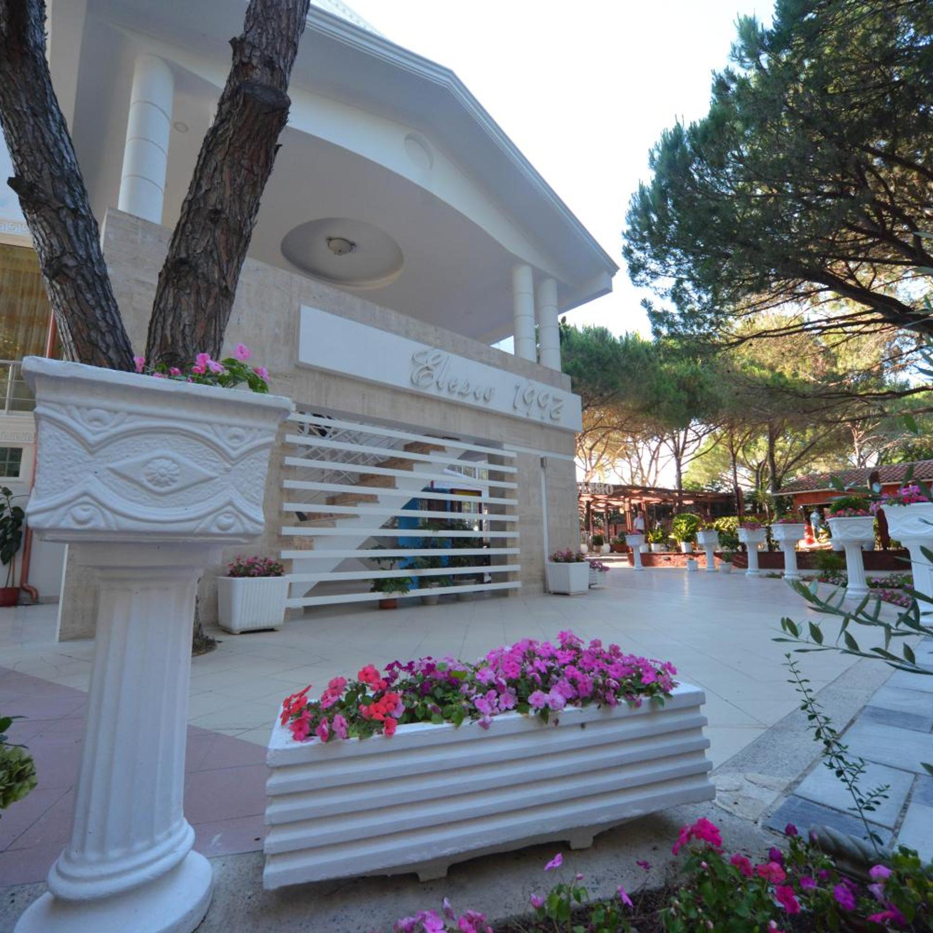 Hotel Elesio 7/50