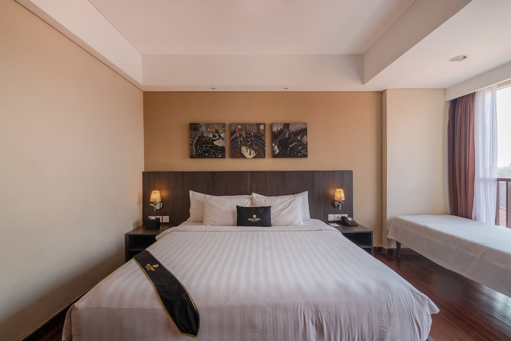 Brits Hotel Legian 6/20