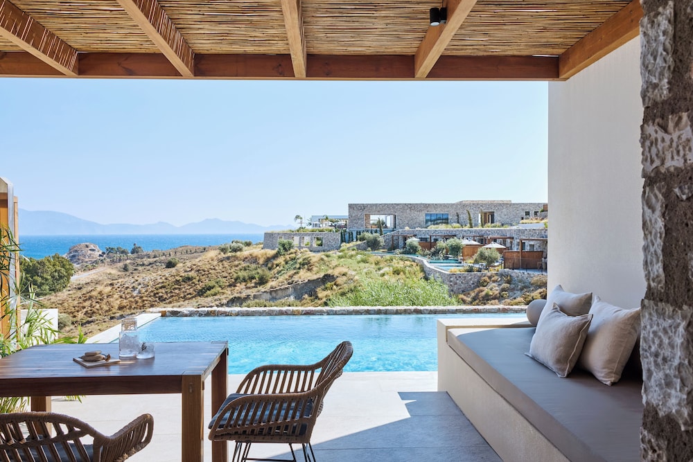 KOIA All Suite Wellbeing Resort 56/73
