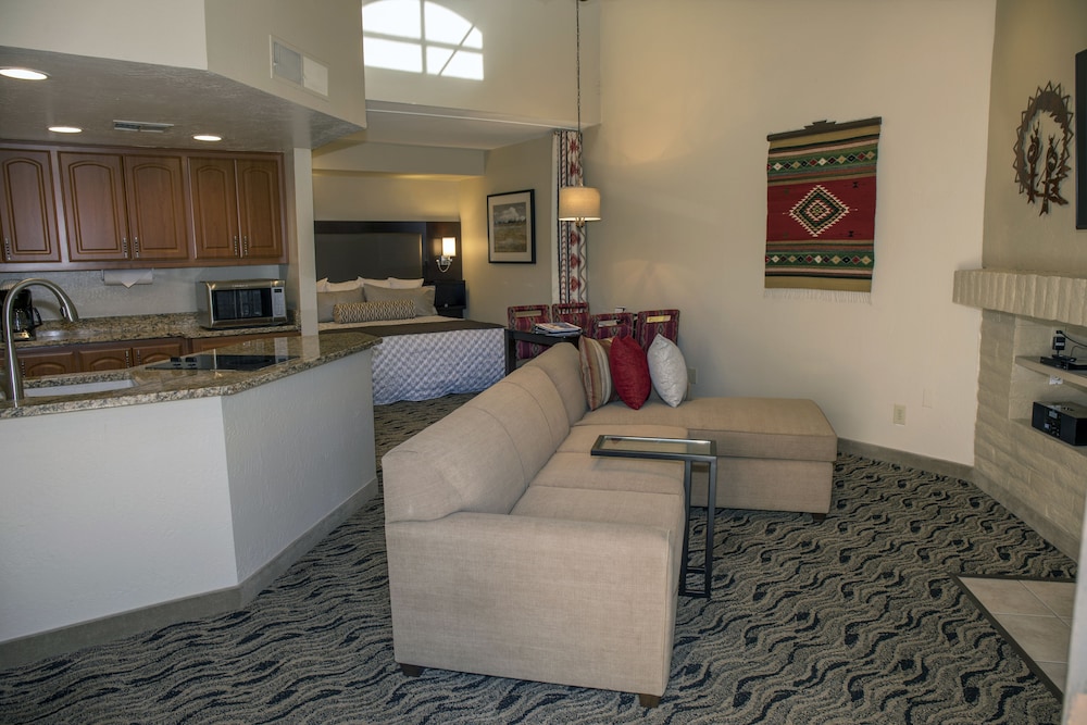 Scottsdale Camelback Resort 63/78