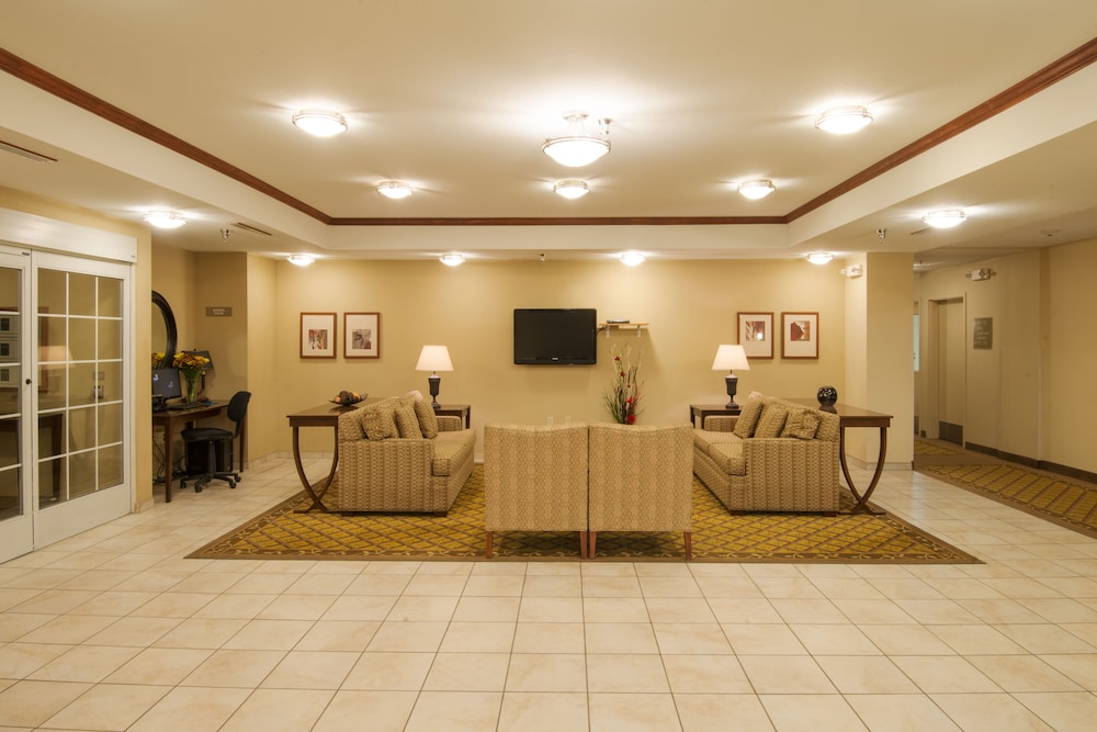 Candlewood Suites Sheridan 8/77
