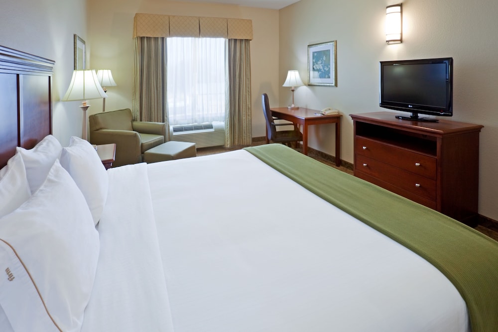 Holiday Inn Express Hotel And Suites Cedar Hill 31/69