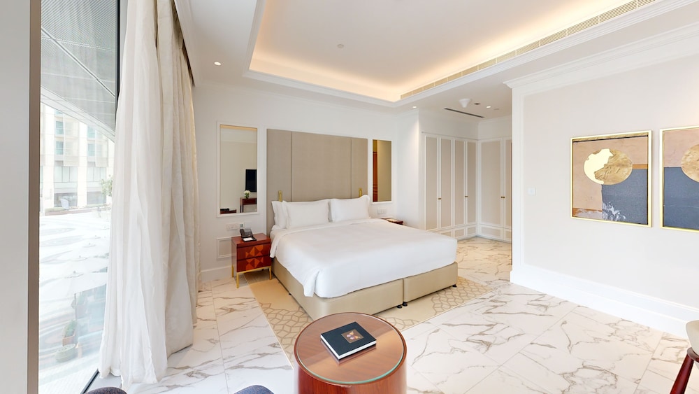 1 BEDROOM, SUPERIOR, APARTMENT