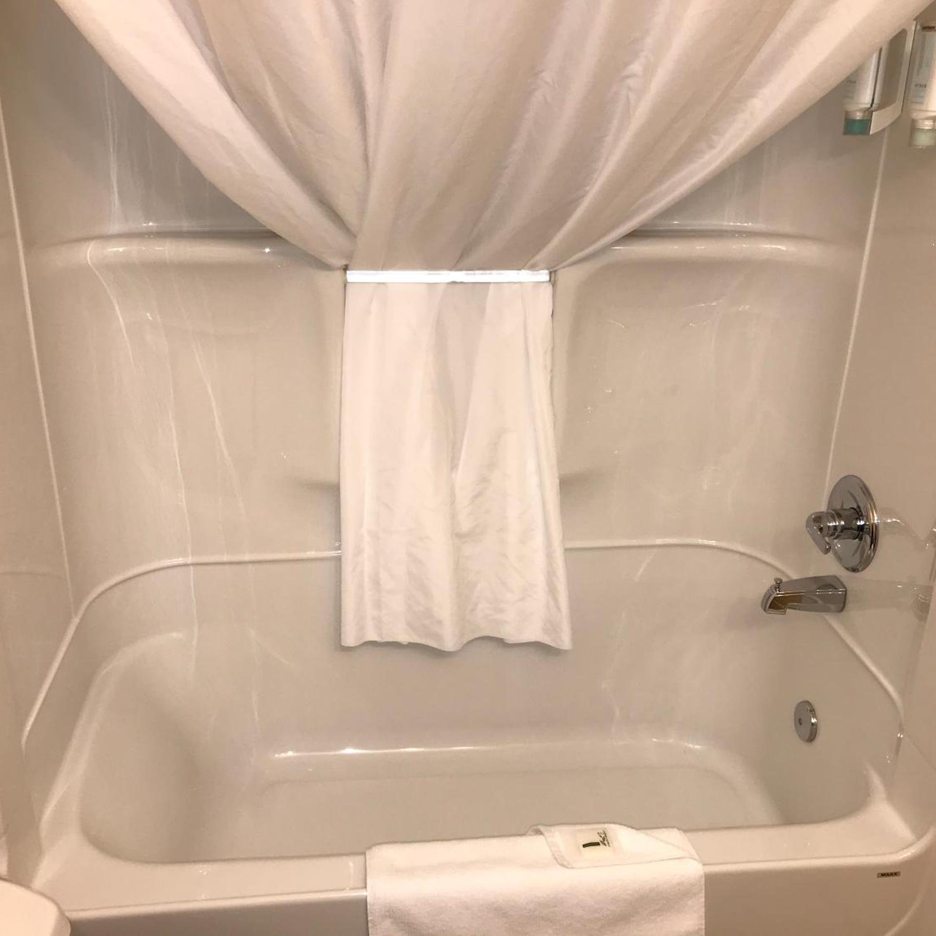 Efficiency, Queen Bed، Quality Inn & Suites Whitecourt 7/7