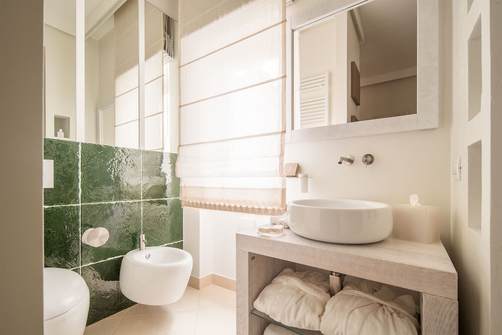 San Michele Suite 44/50