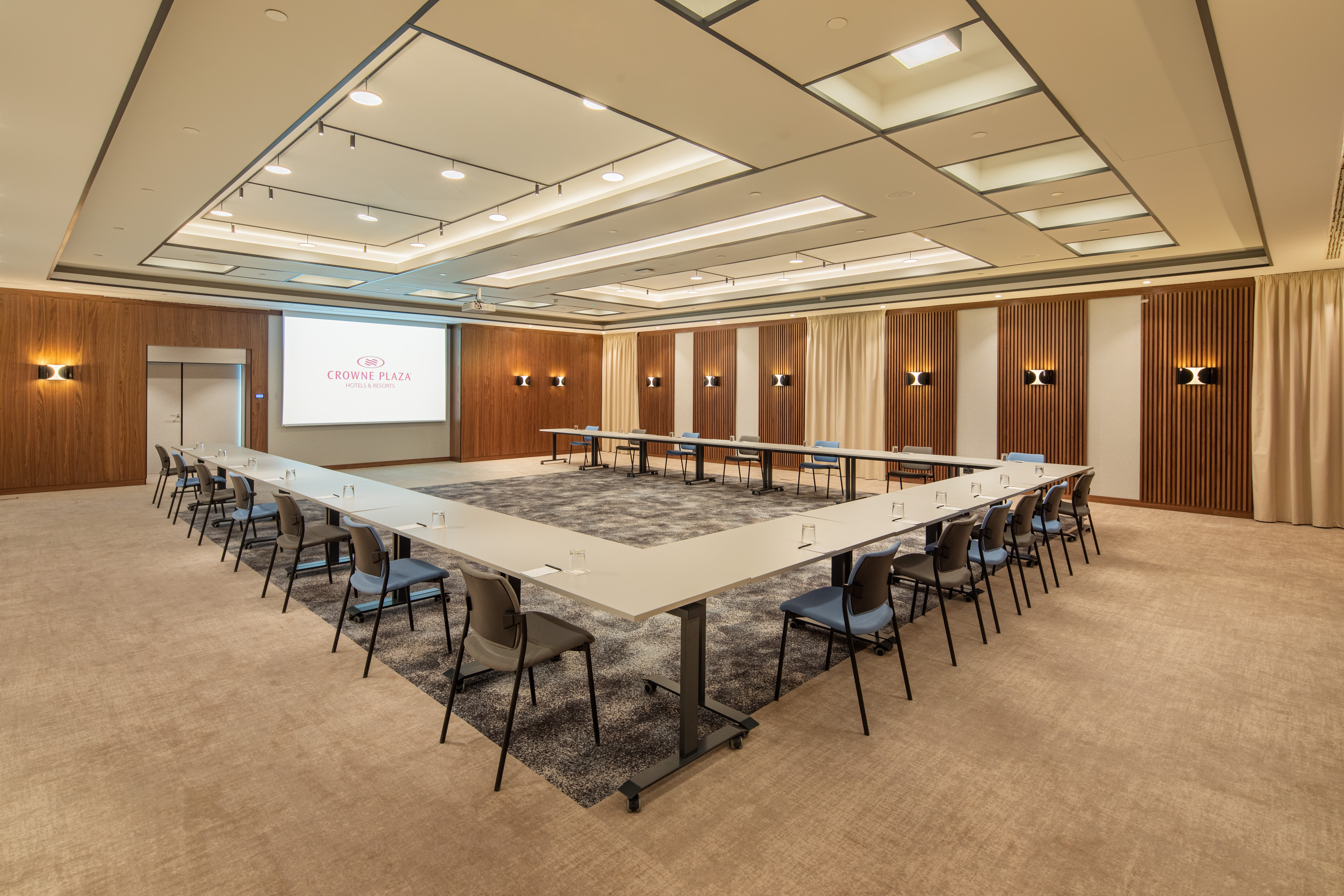 Crowne Plaza Budapest, an IHG Hotel 39/50