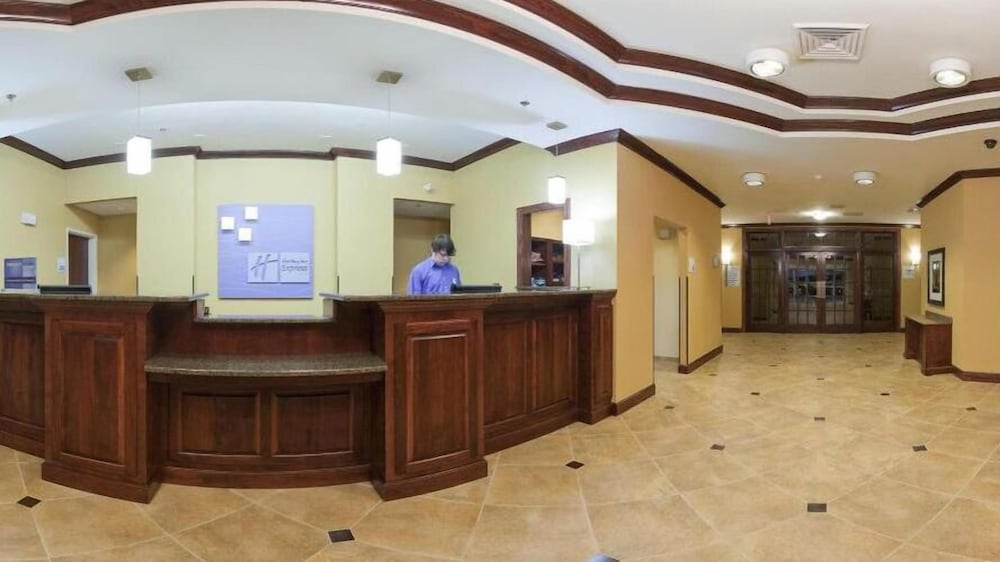 Holiday Inn Express Hotel Suites Florence Northeast 8/42